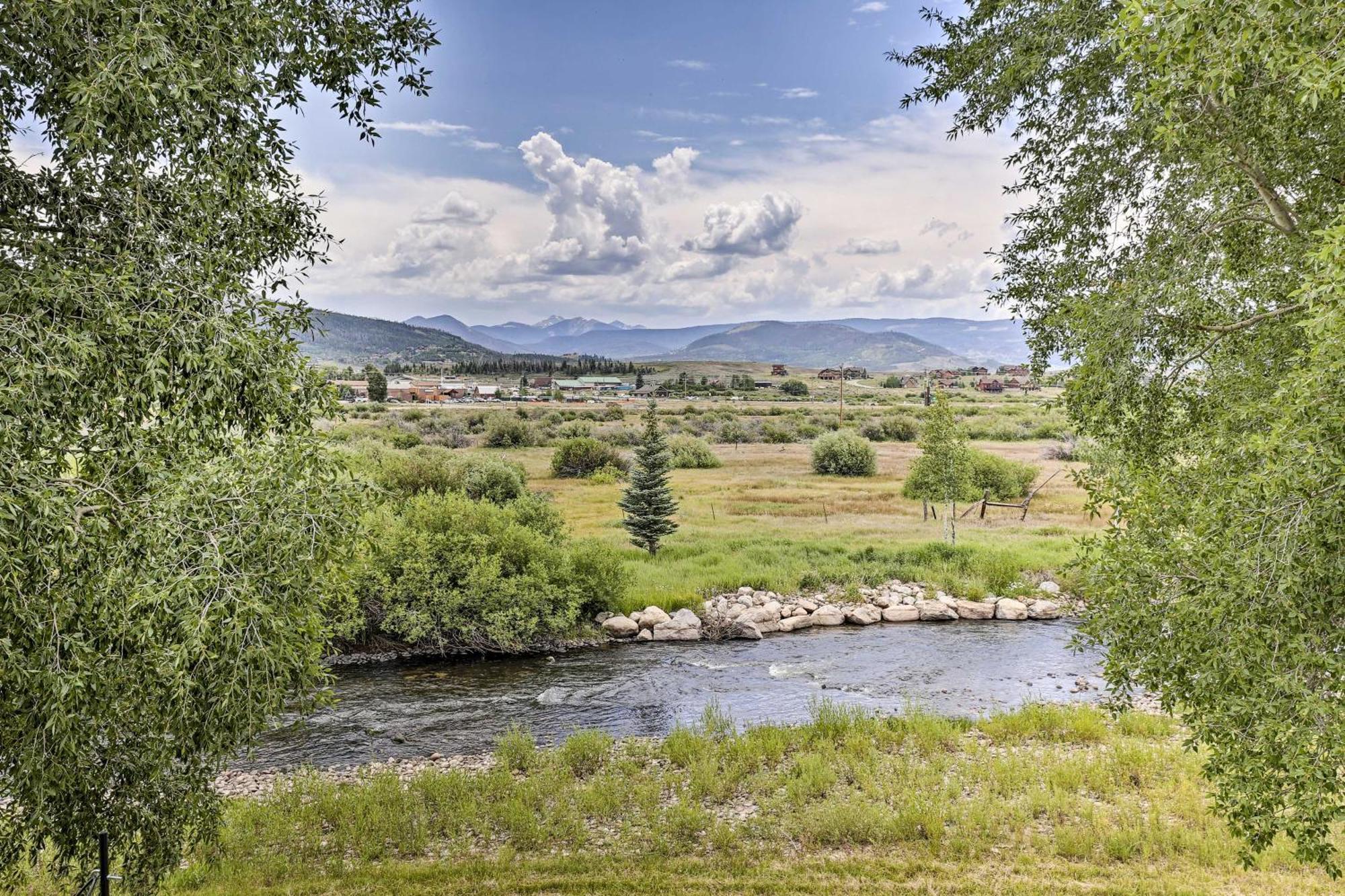 Riverfront Cabin About 4 Mi To Granby Ranch! エクステリア 写真