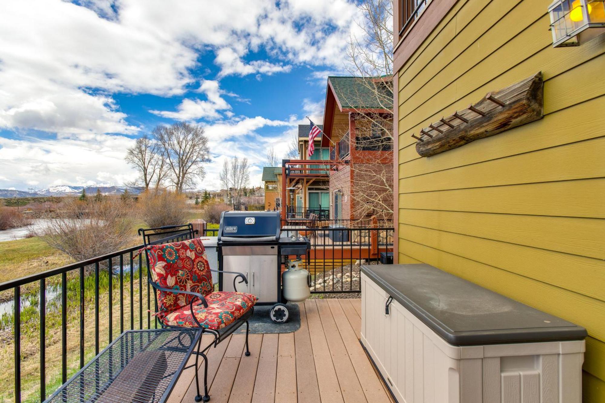 Riverfront Cabin About 4 Mi To Granby Ranch! エクステリア 写真